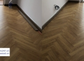 Sàn gỗ xương cá Charm Wood vân sồi & sàn nhựa xương cá Morser hèm khóa 4mm