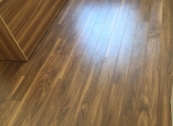 Sàn gỗ Charm Wood E865 - Nhà anh Toàn ở Tecco Town Tân Phú.